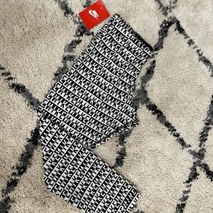 Nike logo crop leggings NWT